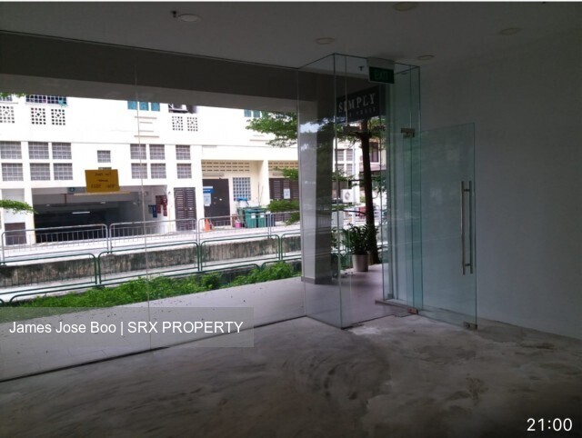 Shop opp Kembangan mrt | Internal toilet | avail soon (D14), Retail #503398931